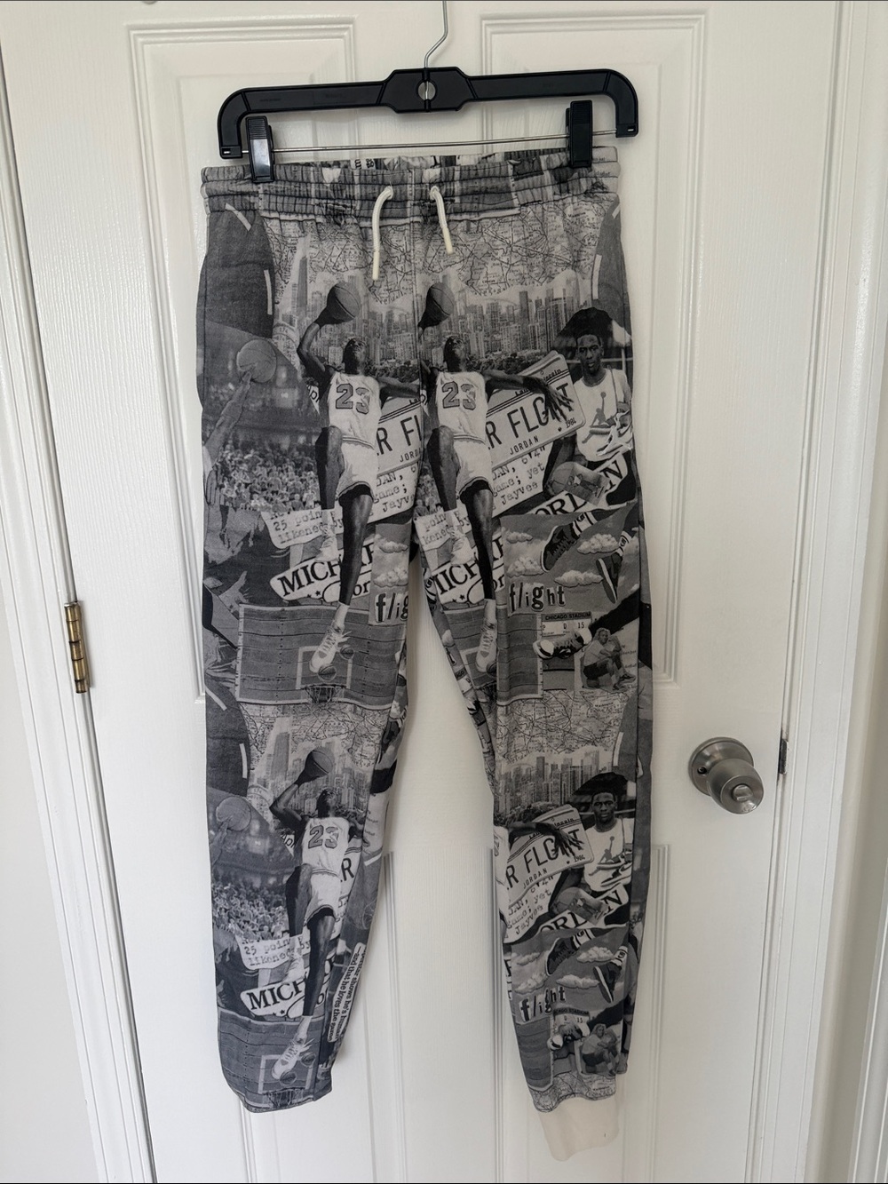 Boys Gray Michael Jordan Graphic Jogger Pants